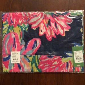 FIRM $ - Lilly Pulitzer Resort Infinity Scarf NWT